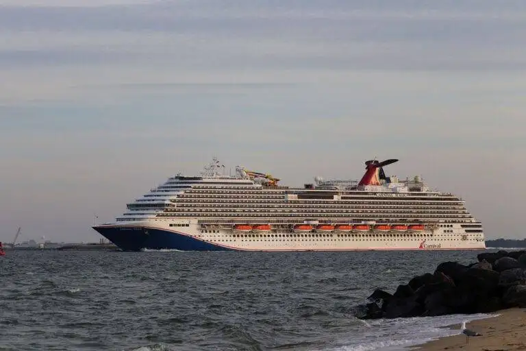 Exploring the World of Fan Conventions: Comic Cons, Anime Expos, and Fandom Festivals