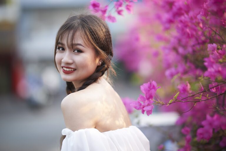 Fashion and Politics: Political Symbolism in Fashion Accessories